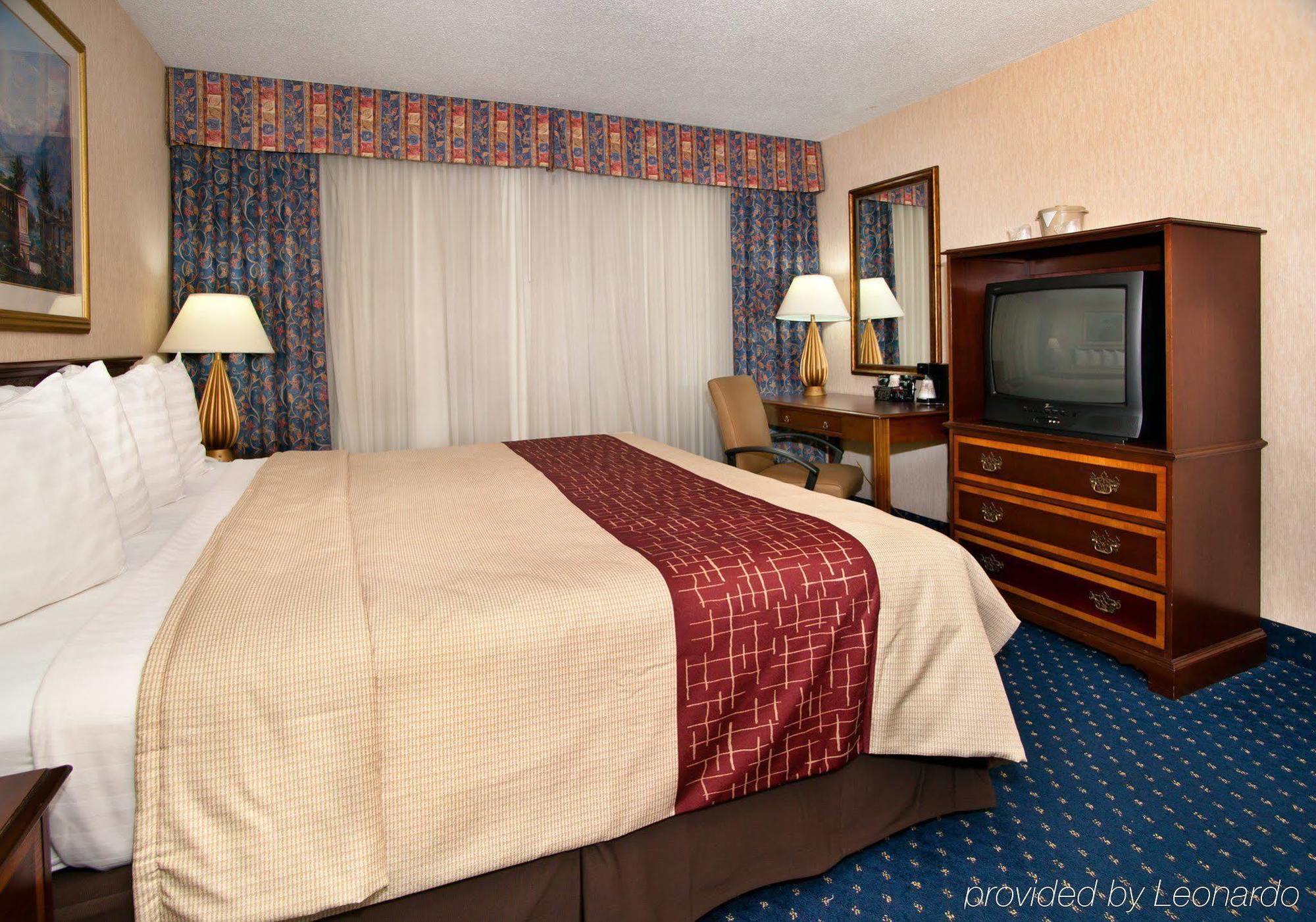 Red Roof Inn Knoxville Central - Papermill Road Exterior photo