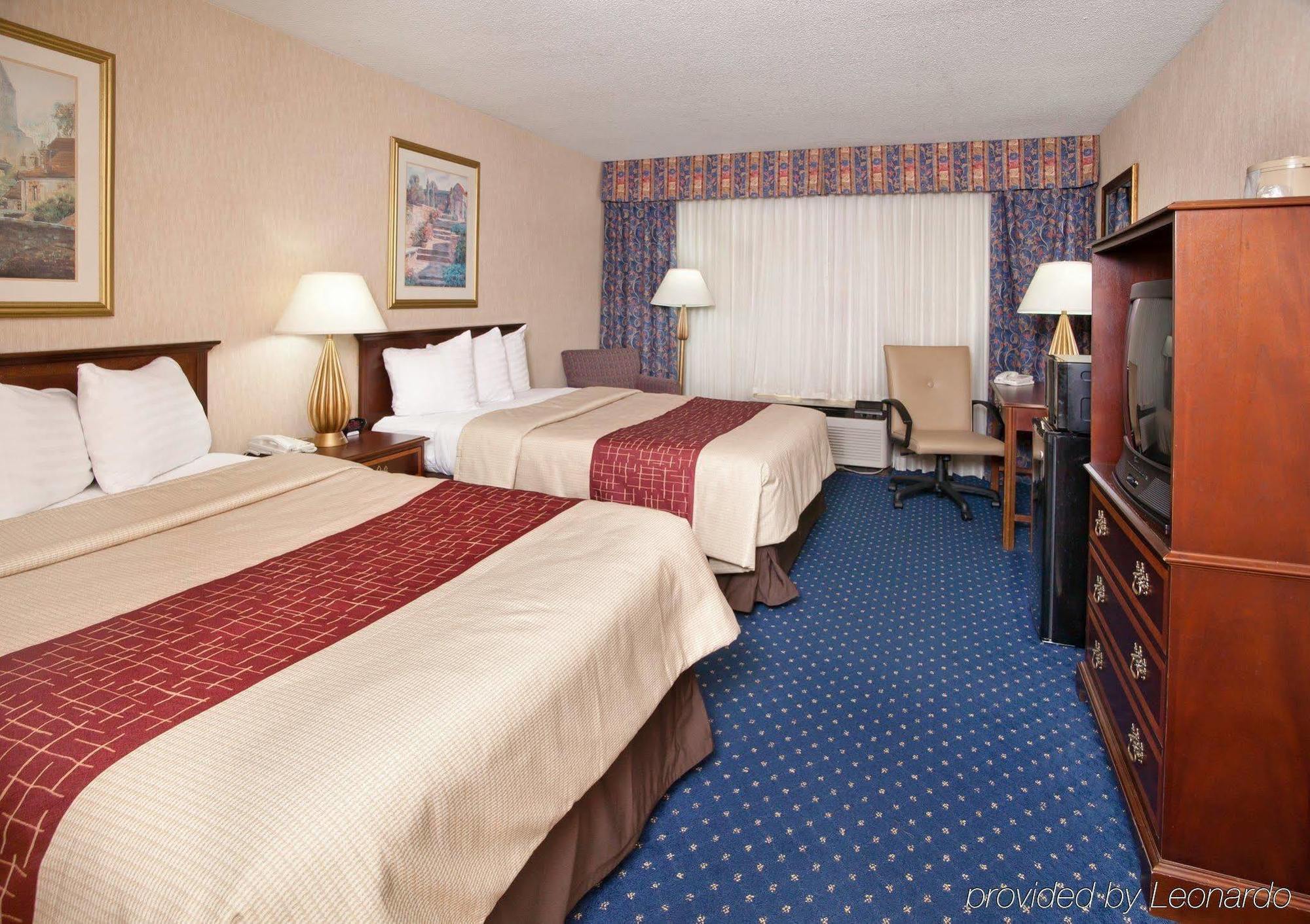 Red Roof Inn Knoxville Central - Papermill Road Exterior photo